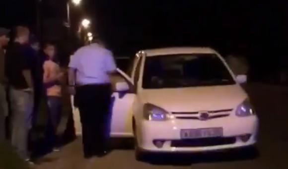 Неадекватный водитель рассекал на иномарке по дорогам Пятигорска. Видео